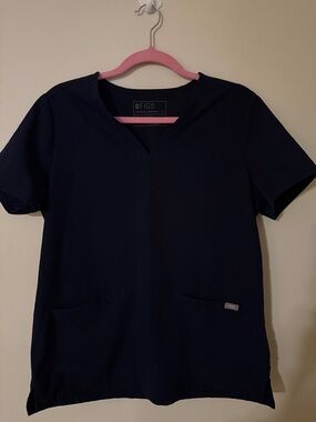 Figs Navy 2 pocket  Scrub Top